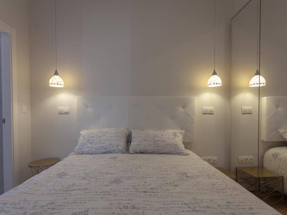 Rd Aparcamiento Incluido Triana Luminoso Comodo Apartamento 2Bd 2Bth Sevilla Kültér fotó