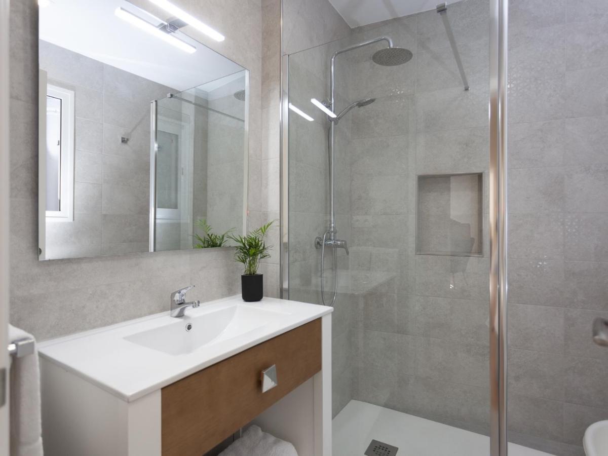 Rd Aparcamiento Incluido Triana Luminoso Comodo Apartamento 2Bd 2Bth Sevilla Kültér fotó